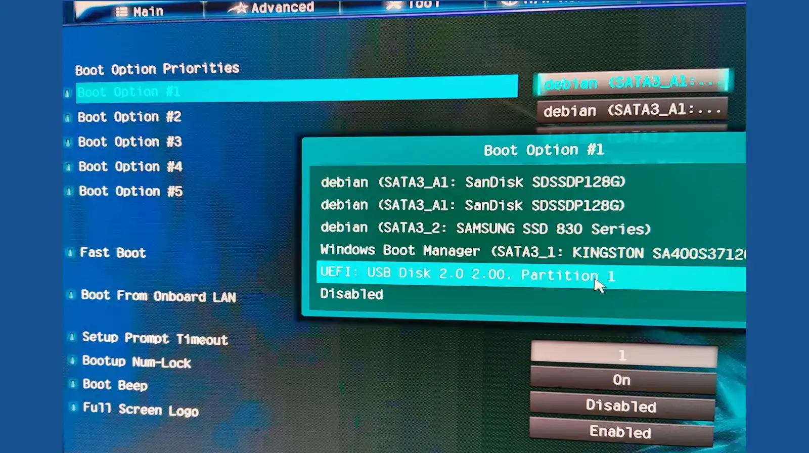 installer zimaos selection usb 1er demarrage